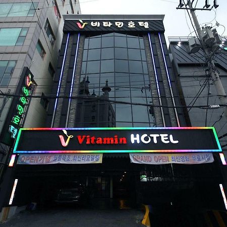 Vitamin Hotel Busan Exterior foto